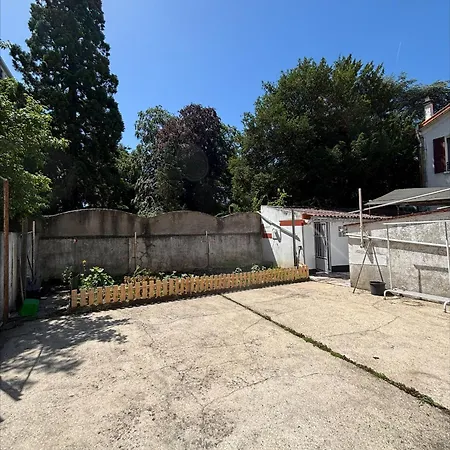 Pensión Soleil Villejuif
